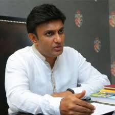 ವೈದ್ಯರು ಹಣ ಸಂಪಾದನೆಗೆ ಒತ್ತು ನೀಡದೆ ರೋಗಿಗಳ ವಿಶ್ವಾಸ ಗಳಿಸಲು ಮುಂದಾಗಿ; ಡಾ.ಕೆ.ಸುಧಾಕರ್